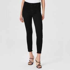 Paige Black Margot Crop Jeans. Size 26